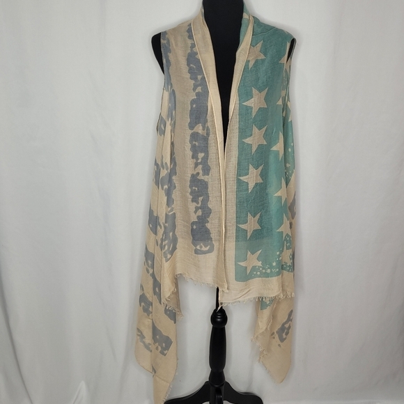 Unique American Flag Pastel Blue & Green on Tan Shawl/Shrug/Vest - OS Fits Most - Picture 1 of 11